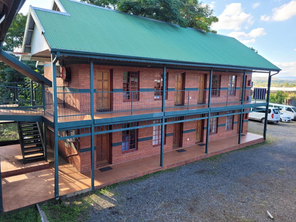 The Cannon Lodge Нюкасъл Екстериор снимка