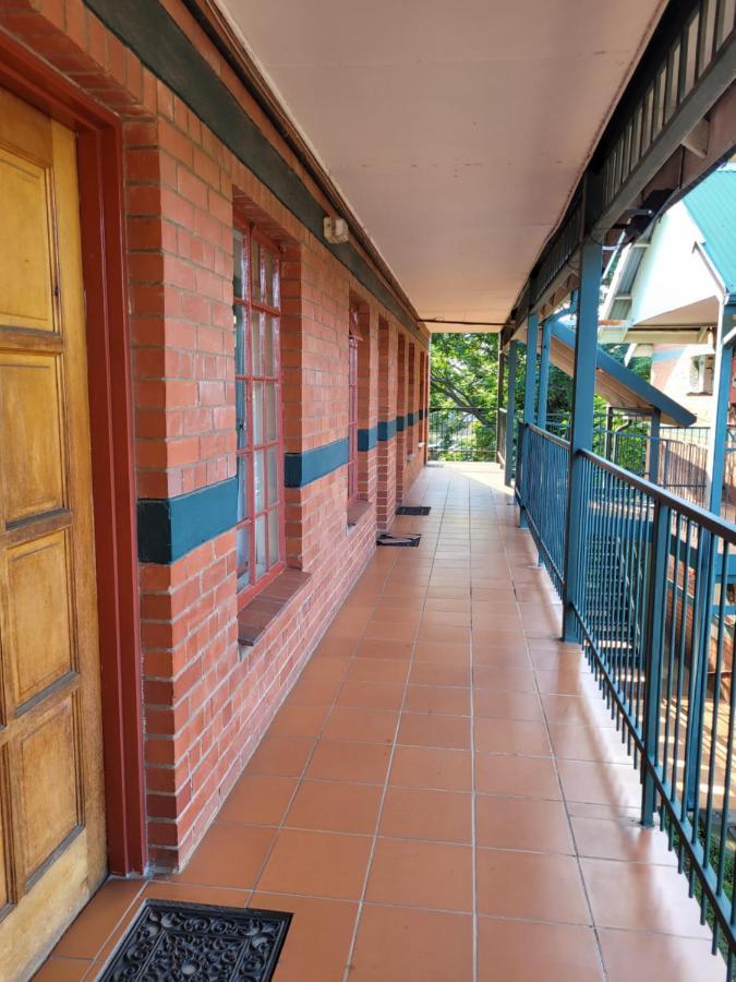 The Cannon Lodge Нюкасъл Екстериор снимка