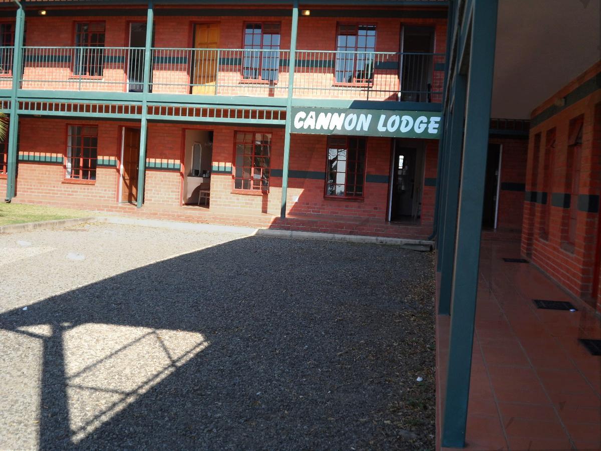 The Cannon Lodge Нюкасъл Екстериор снимка
